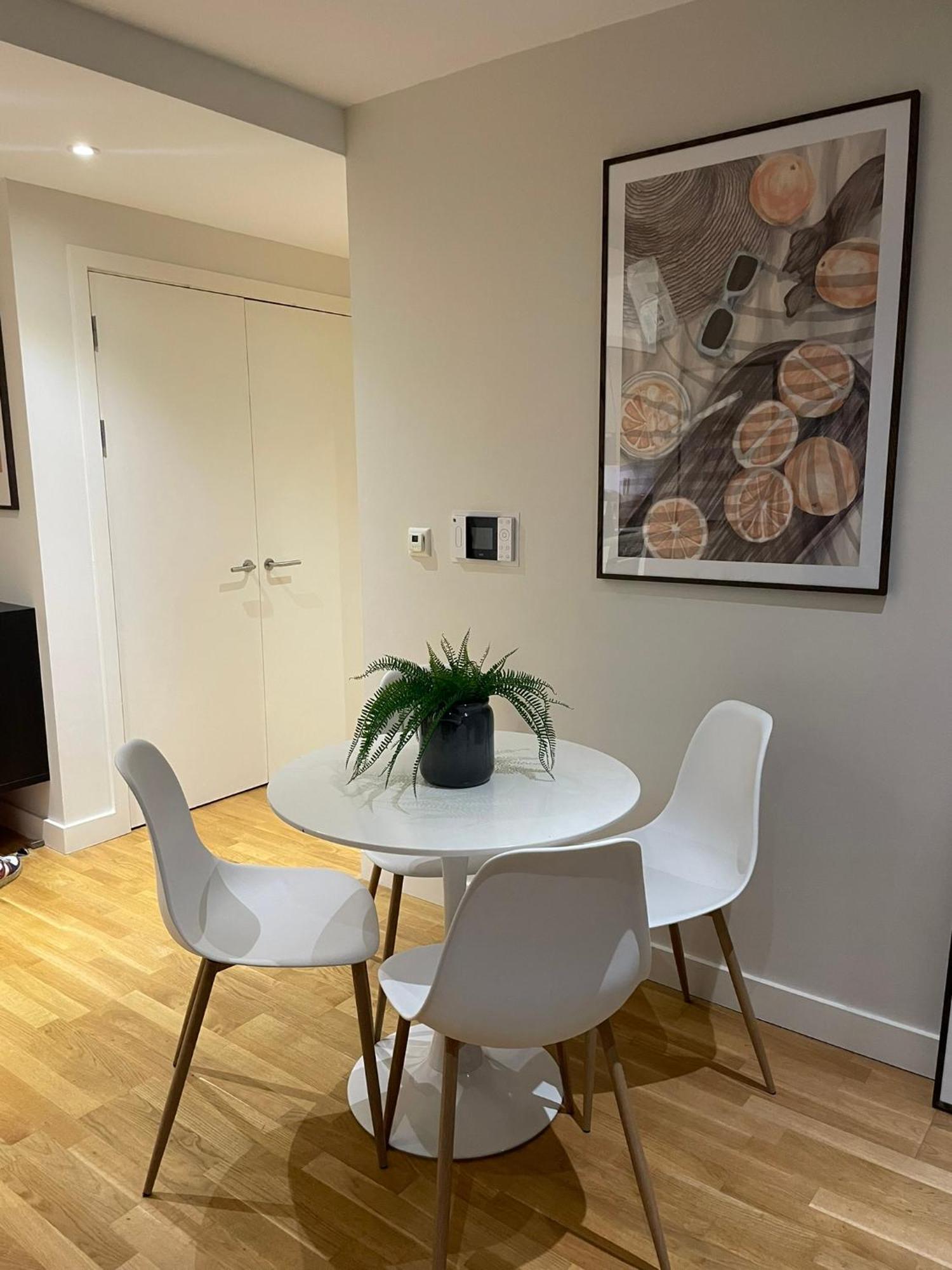 Luxury In Olympic Village *